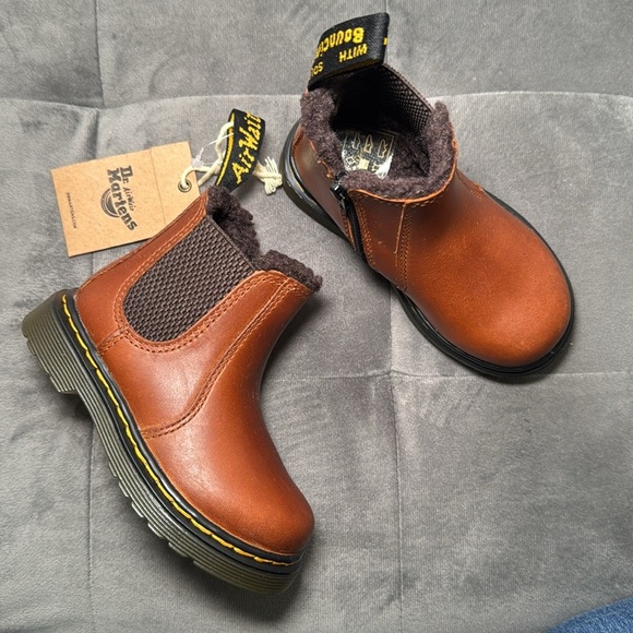 Dr. Martens 2976 Leonore Brown Chelsea Boots Little Kid/Toddler Size 7 - Picture 5 of 14